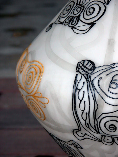 A Stylish Pair of Italian 1960's Ovoid-Form Frosted Glass Lamps