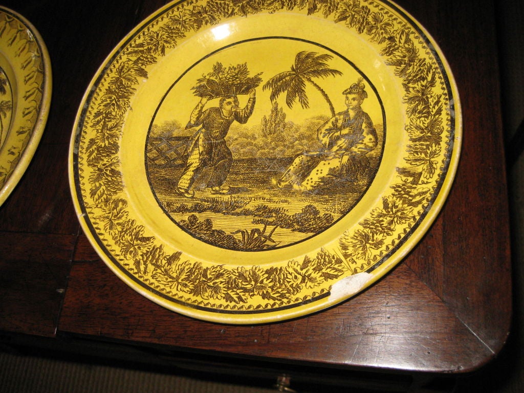 French Set of Six Yellow Ware Creil Plates With Chinoiserie Decorations For Sale
