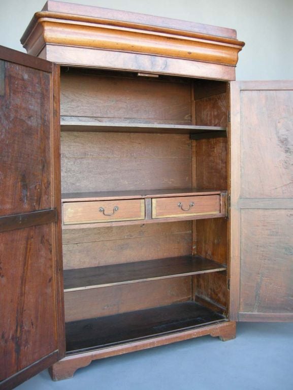 19th Century Armoire In Excellent Condition In Los Angeles, CA