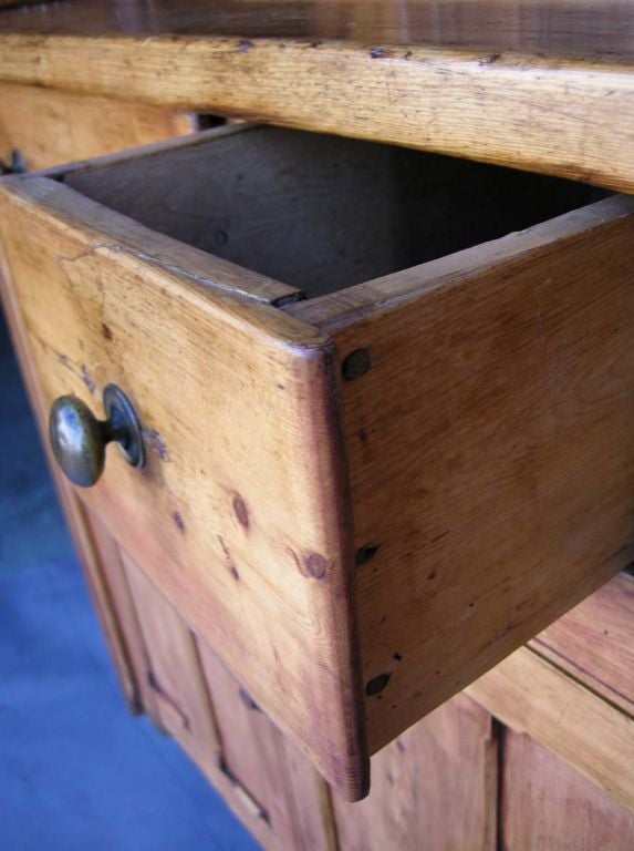 19th Century Welsh Pine Hutch 1