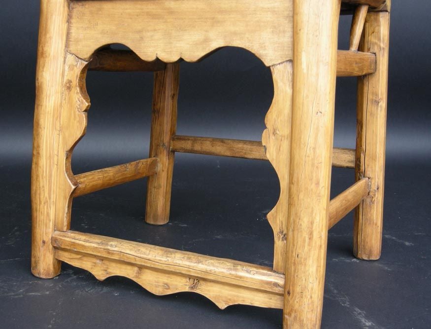 19th Century Cinese Bent Elm Wood Arm Chair In Good Condition For Sale In Los Angeles, CA