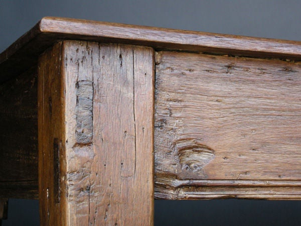 antique 6 legged table