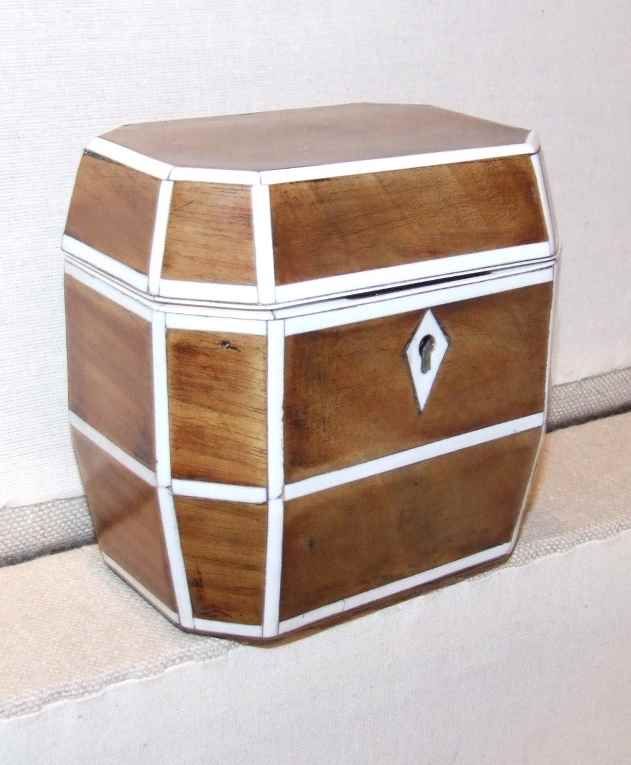 Lovely Georgian Tea Caddy
