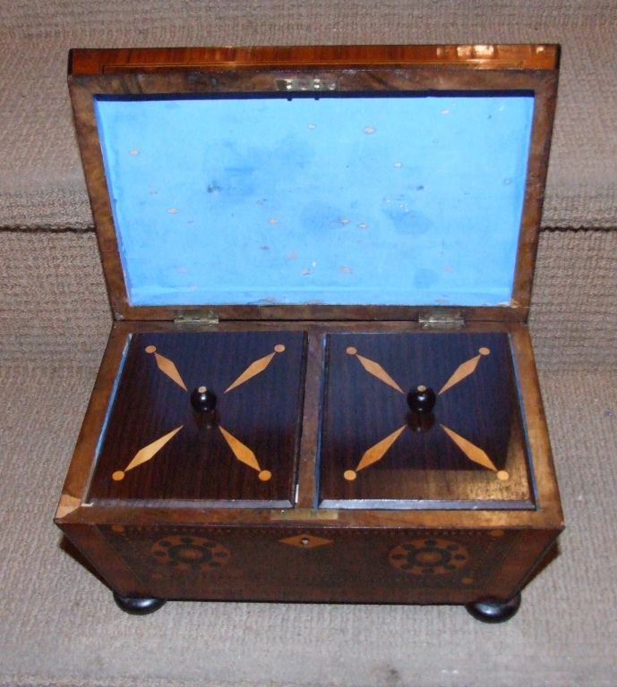 Unusual Welsh Early 19th Century Inlaid Tea Caddy In Excellent Condition In Greenwich, CT