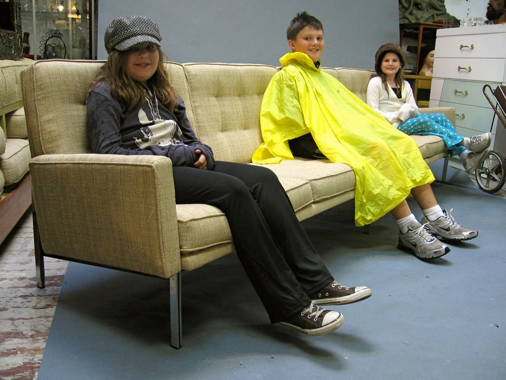 Florence Knoll Parallel Bar Sofa 2