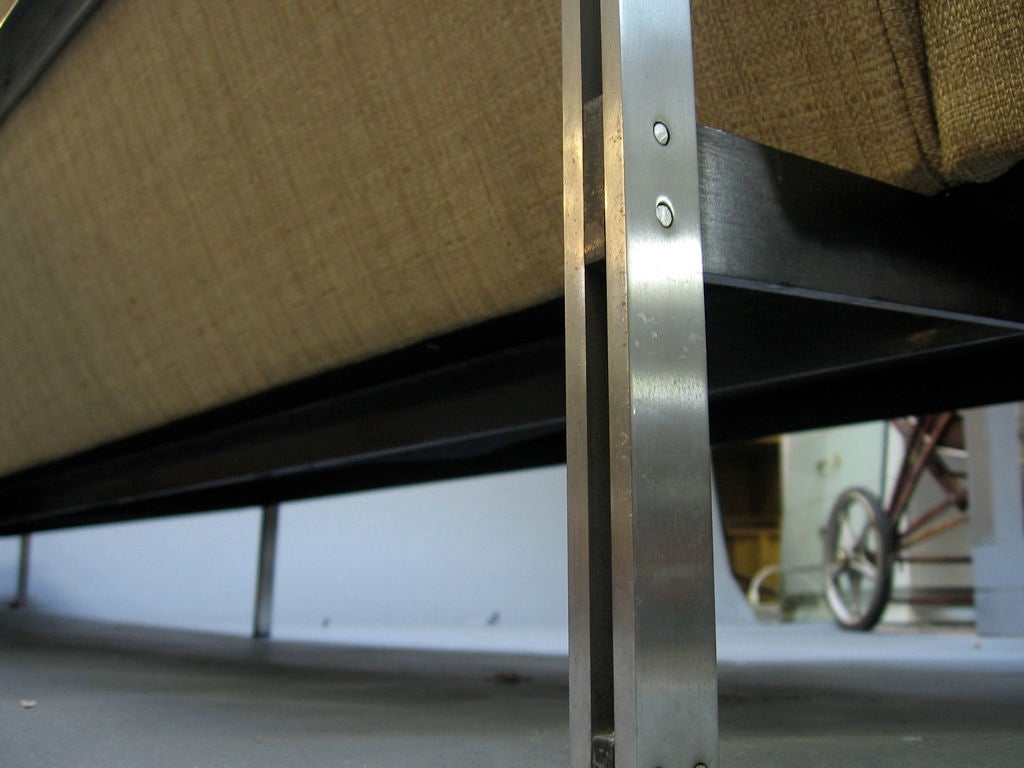 Florence Knoll Parallel Bar Sofa 1