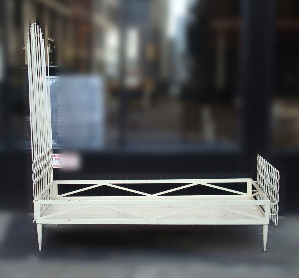 Mid-20th Century Gilt Metal and Wrought Iron Day Bed by Ferrabini