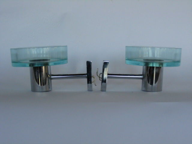 Mid-Century Modern A Pair of Seguso Sconces For Sale