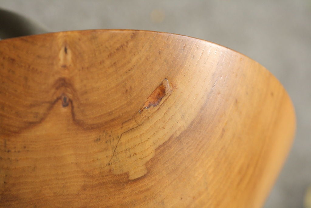 Mid-20th Century American Studio Craft Hand-Carved Wooden Bowl by Harry Nohr