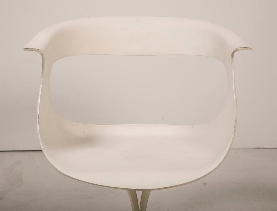American Mid-Century Modern 'Lotus' Armchair by Erwine and Estelle Laverne For Sale 2