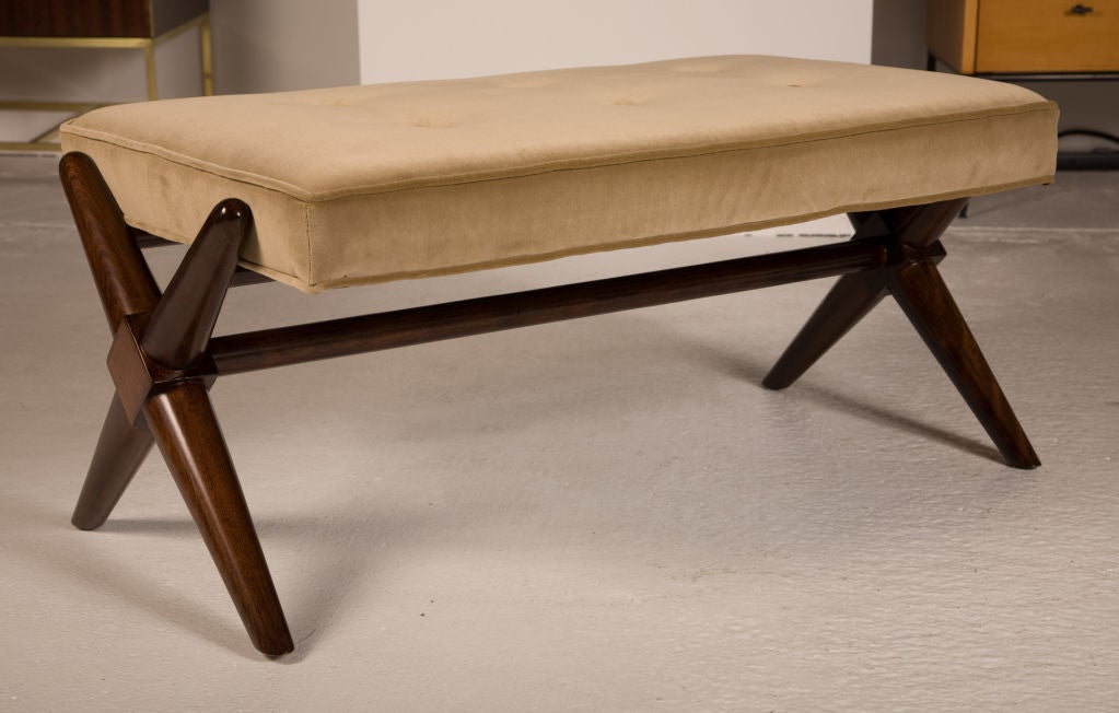 American Trestle Base Benches by T.H. Robsjohn-Gibbings for Widdicomb Furniture In Excellent Condition For Sale In New York, NY