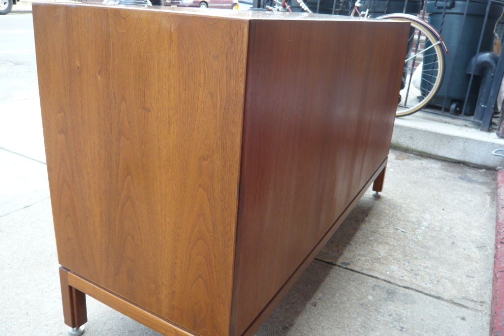 Jens Risom Walnut file credenza In Excellent Condition In New York, NY