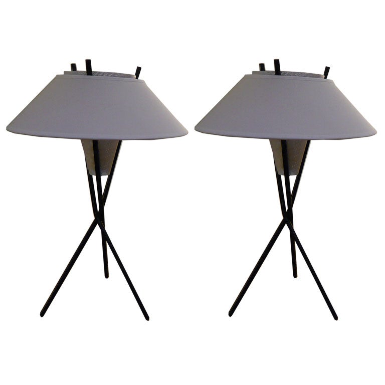Gerald Thurston for Lightolier Tripod tables Lamps at 1stDibs