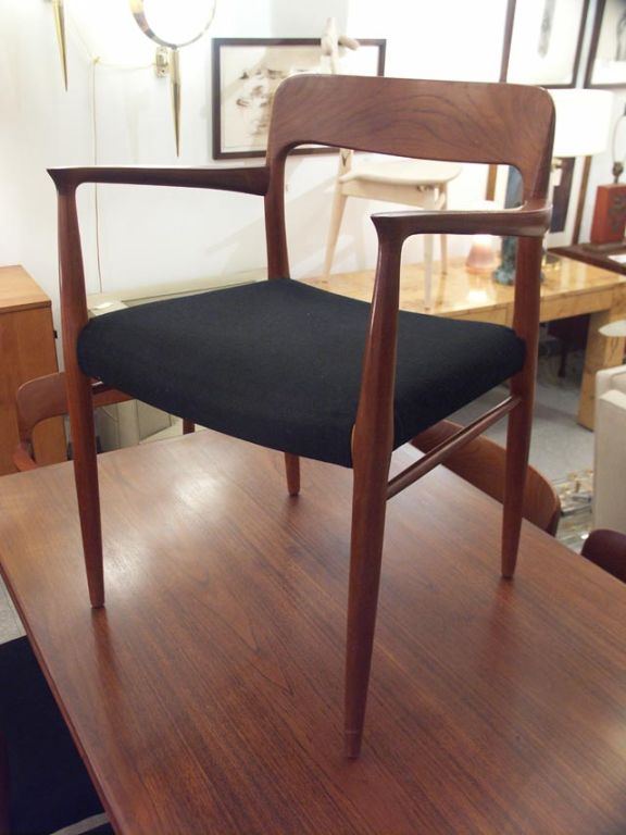 Neils Moeller Dining Set with Extension Table and 6 Chairs