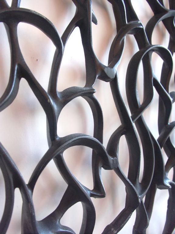 A Dramatic Cast Steel Sculptural Screen In Excellent Condition In New York, NY