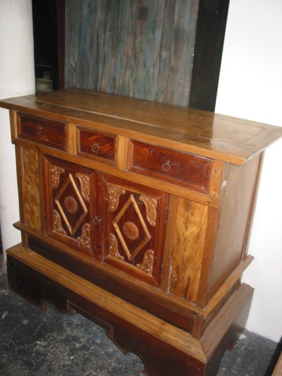 Mahogany & Ironwood Bohol Chest