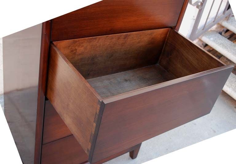 Noce Cassettiera Highboy, di Petersen Antiques in vendita