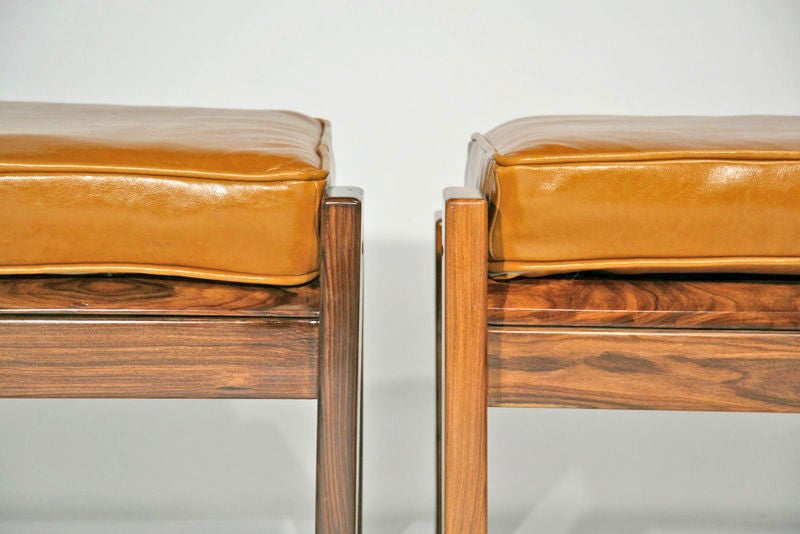 Brazilian Caviuna Wood and Leather Ottoman by Jorge Zalszupin for L'Atelier For Sale 1