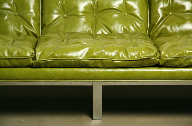 Late 20th Century A flatbar chrome and leather sofa by Milo Baughman