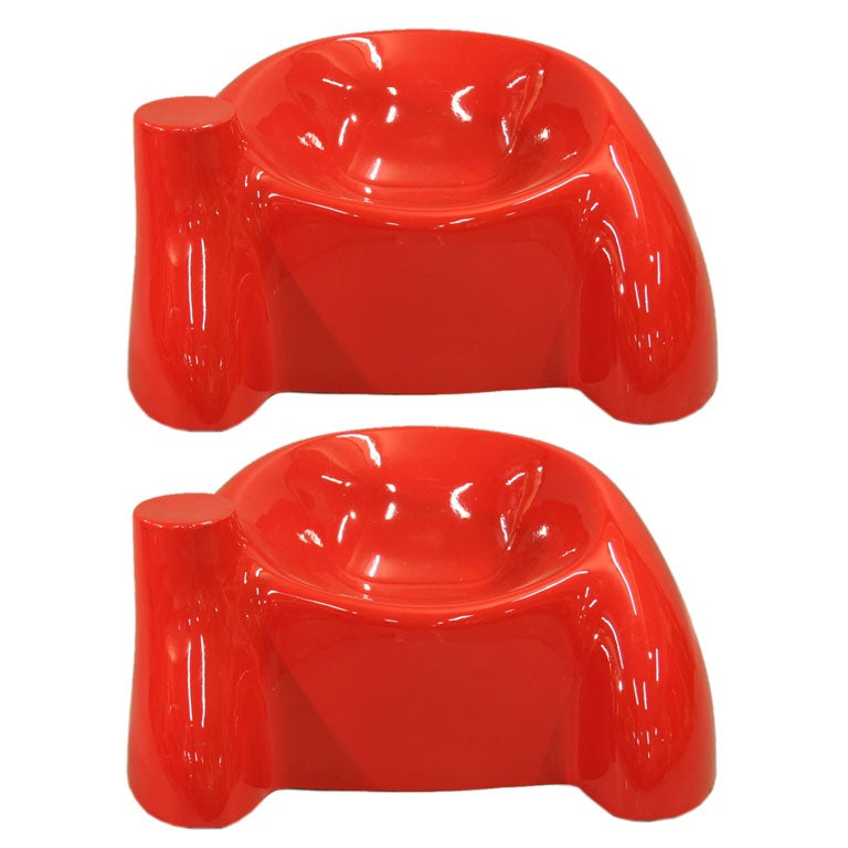 Molded fiberglass Chairs /  Wendell Castle