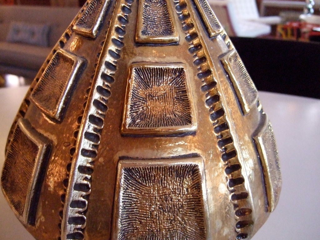 American Gold Toned Fortune Lamp Co. Lamp