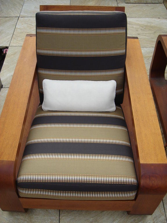 Quatre (4) fauteuils club à la manière de Jean Royere