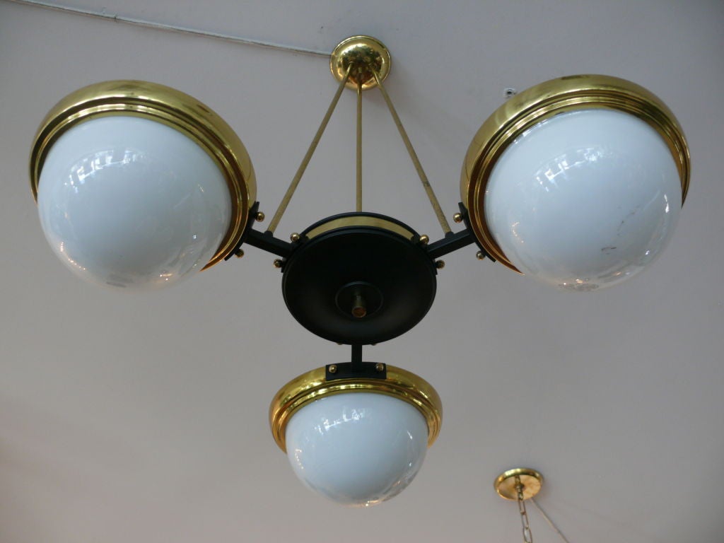 Italian tripod Dome Light