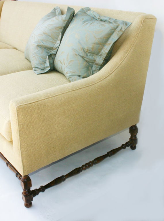 THE OLDSTONE EXTRA DEE{ TUSCAN SOFA