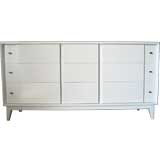 Vintage Mid Century Modern Dresser or Chest of Drawers