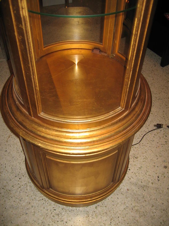 Weiman Furniture Company Circular Tower Curio Cabinet Vitrine 4