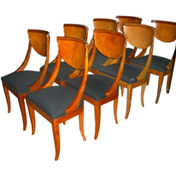 SET OF EIGHT BIEDERMEIER STYLE ITALIAN  DINING CHAIRS