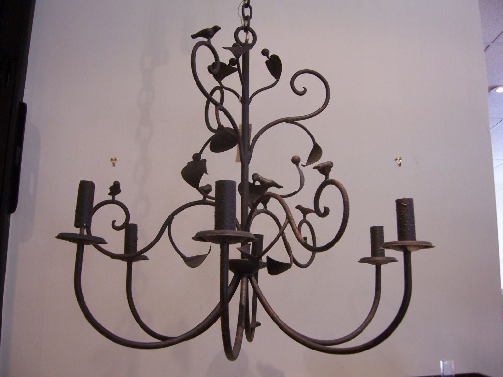 Ein Eisenkronleuchter im Stil von Giacometti