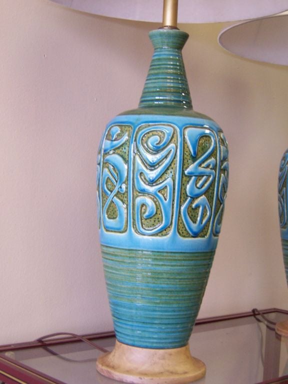 Mid-20th Century A Pair of Tiki Motif Glazed Ceramic Table Lamps