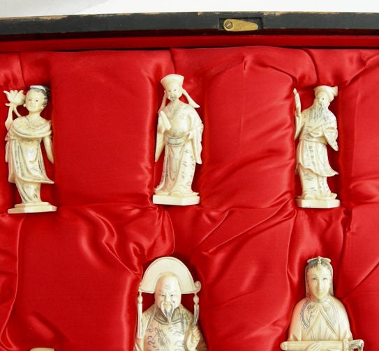 Finely Carved Ivory Chess Set 4
