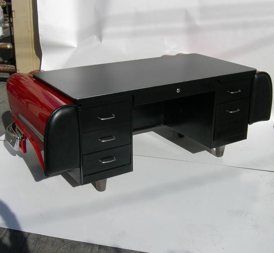 Christine, The Desk 3