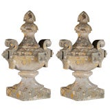 Gravitous 17th Century Limestone Finials