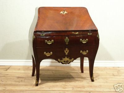 CLOSING SALE  Desk  Signed Rococo Mahogany with Original Hardware, circa 1760 For Sale 2