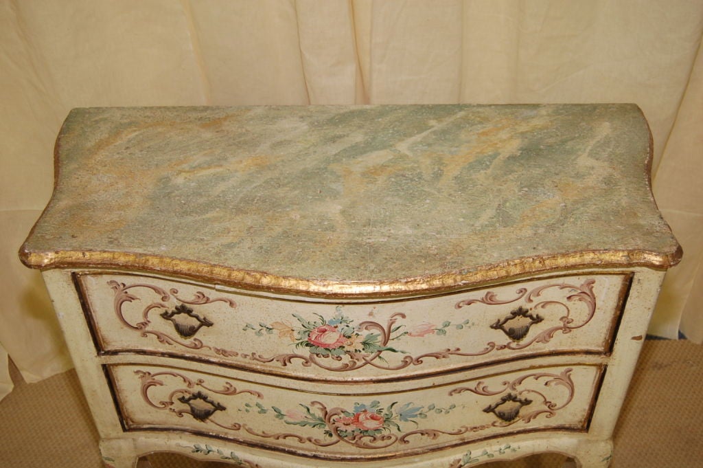 Small 1920s Painted Italian Commode In Excellent Condition In San Francisco, CA