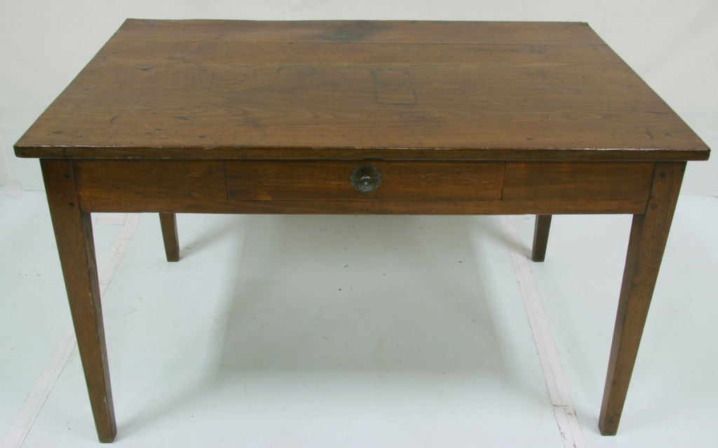 French 19th Century Oak Farm Table with Drawer