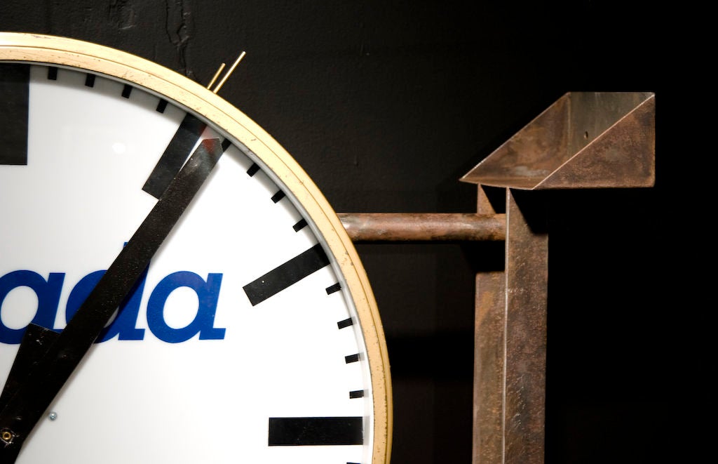 Plastic Belgian double face train station clock, fully functional!