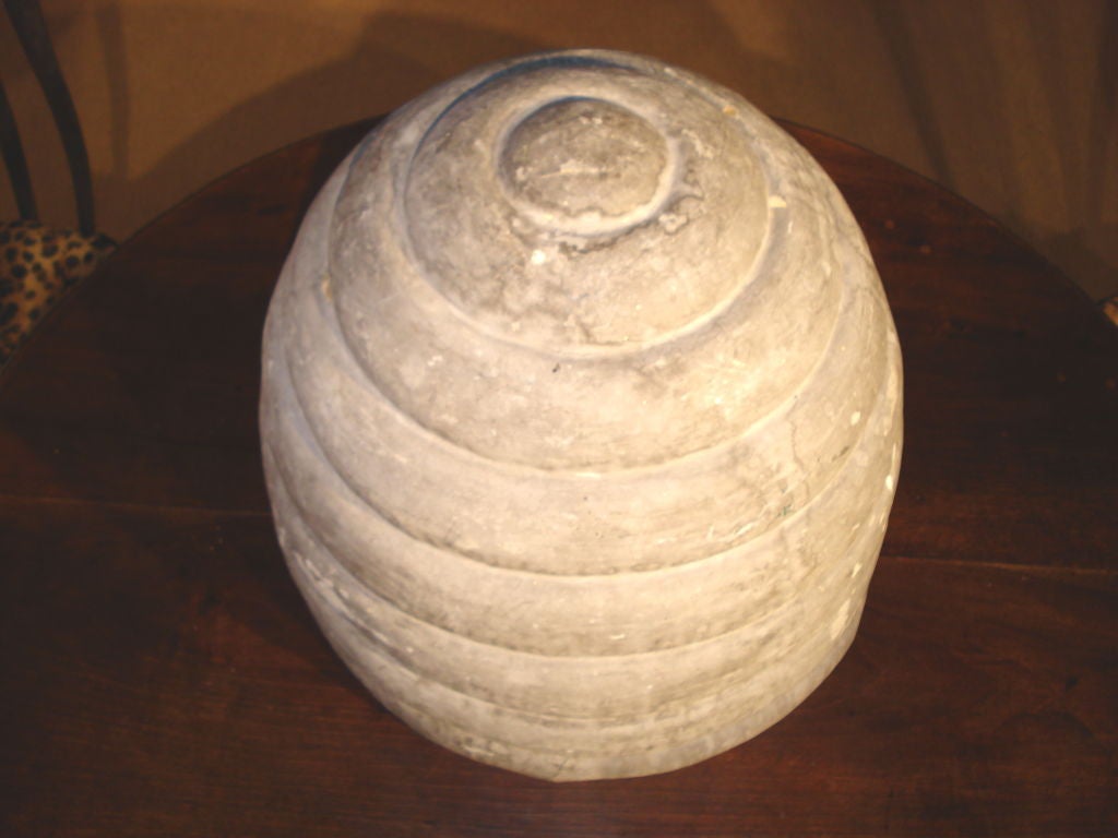 'Bee Hive' Trade Sign