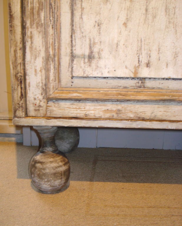 18th Century and Earlier Tall 'Onion Foot' Cabinet