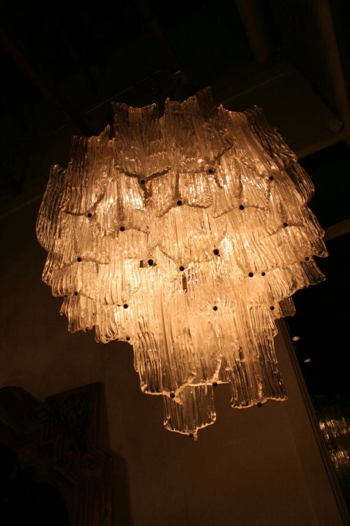 Venini Murano Chandelier In Excellent Condition In Los Angeles, CA