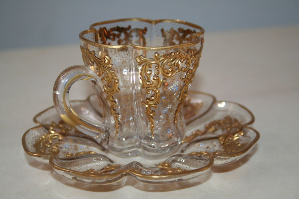 Set of 12 hand-painted Murano coffee/tea cups

Please call or use the contact dealer link below to reach us directly with any questions regarding this item. We are happy to obtain delivery quotes from our network of insured shippers.