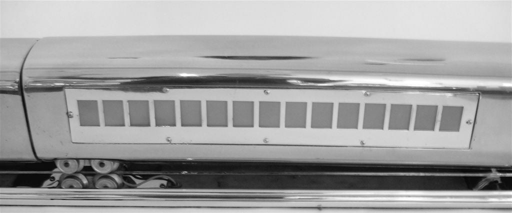 American Huge 3 Car 1933 Light Up Streamline Aluminum Model Train