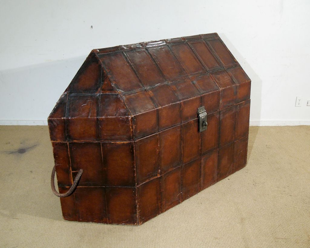 An Early 20th Cent Arts & Crafts Leather Trunk with Rope Handles