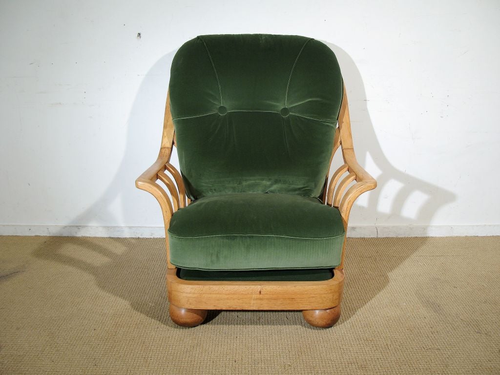 A Large Italian Blond Oak Bergere  With Cushions & Bun Feet