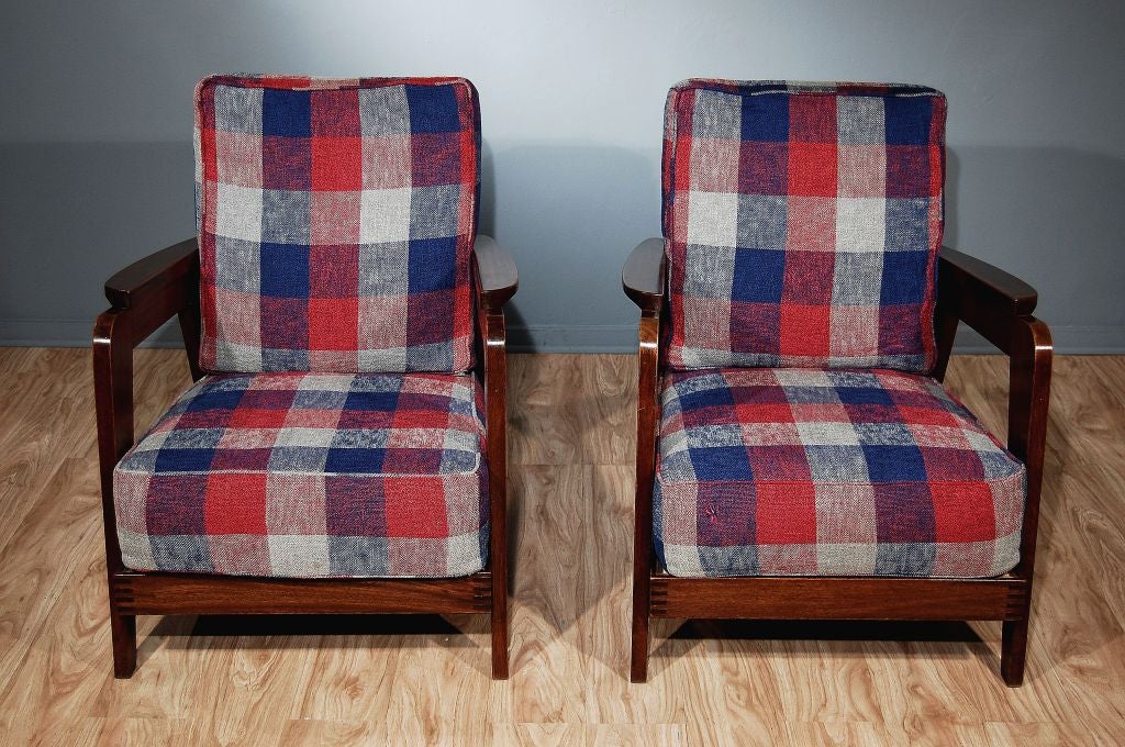 Pair of Small Scale French Mahagony Fauteuils