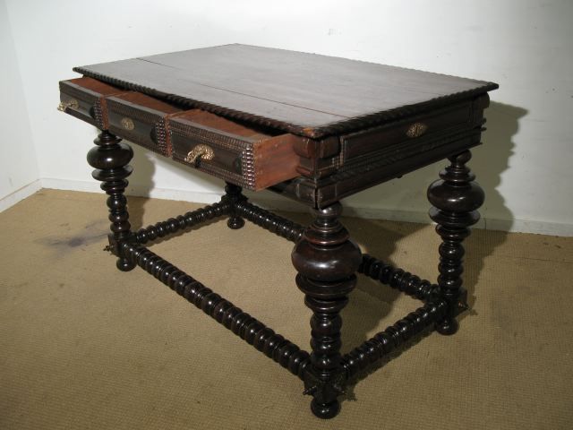 portugese table