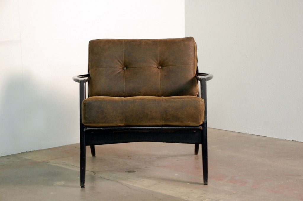 Pair of black lacquer armchairs by Paul Laszlo 2